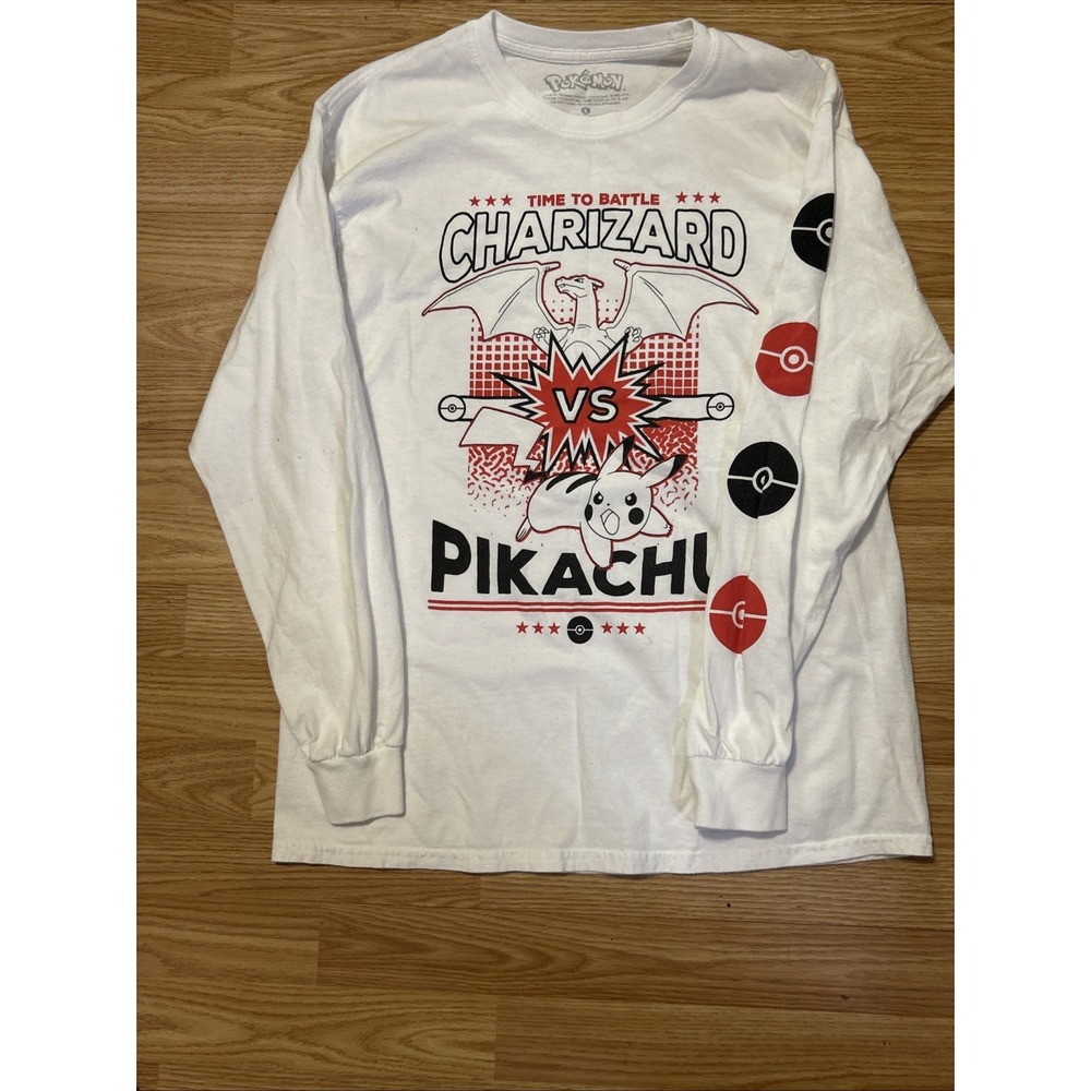 Pokémon "Charizard vs Pikachu" Long Sleeve Shirt Men's Large